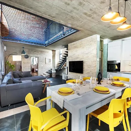 Holiday home Mit Privatpool Fuer 8 Personen Ca 200 Qm In Rovinj, Istrien Istrische Riviera *